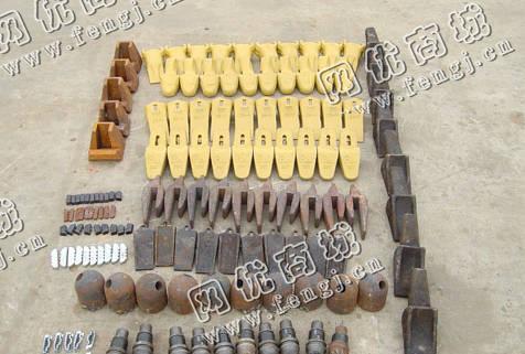 废旧挖掘机斗齿回收