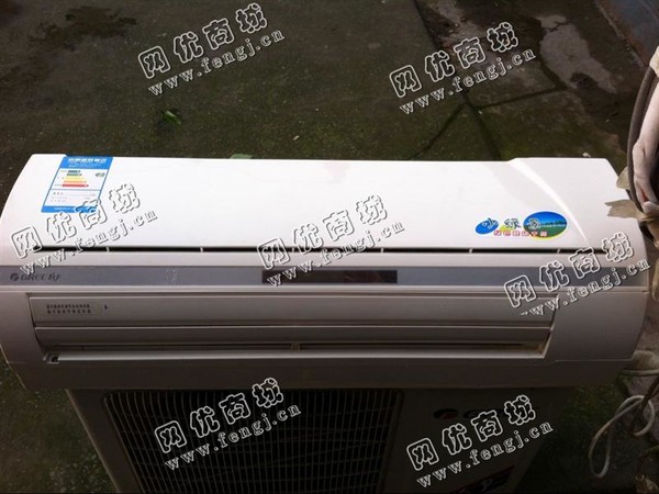 15年格力挂壁式1.5P空调长期回收