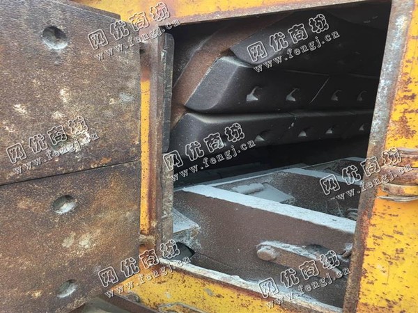 山东地区1210反击式破碎机回收