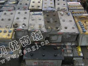 天津地区黑皮电瓶回收