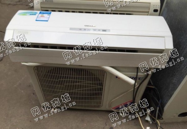 长沙县湘龙街道报废格力1.5P挂壁式空调回收
