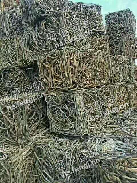 山东地区1米*1.5米的钢筋压块回收