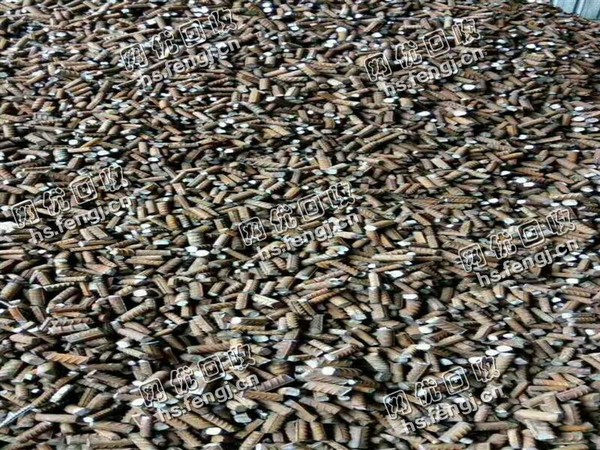 12粗钢筋头回收