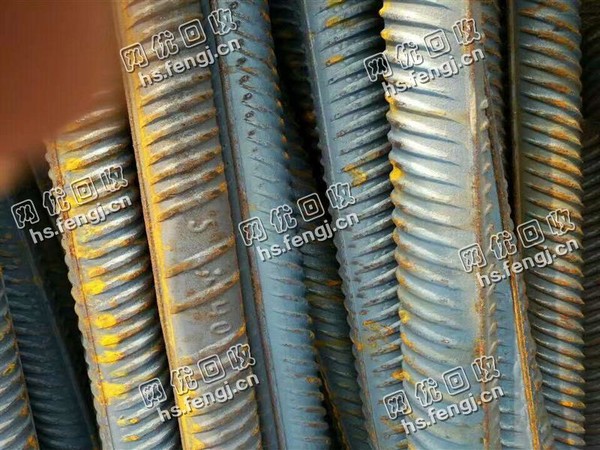 18-32个粗的废旧螺纹钢回收