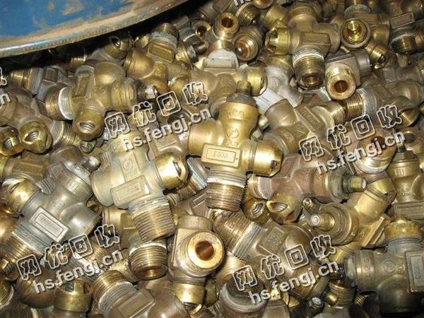 江苏苏州地区黄杂铜回收