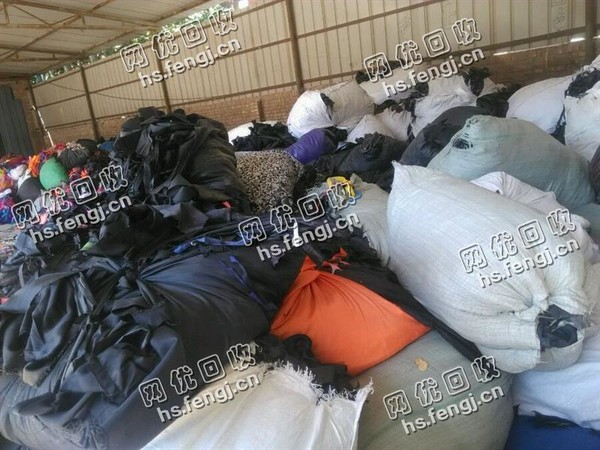 箱包里子边角料回收