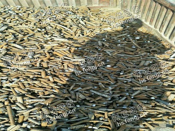 6个粗的钢筋头回收