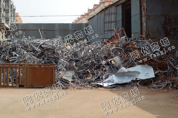 天心区黑石铺街道老李废铁丝回收