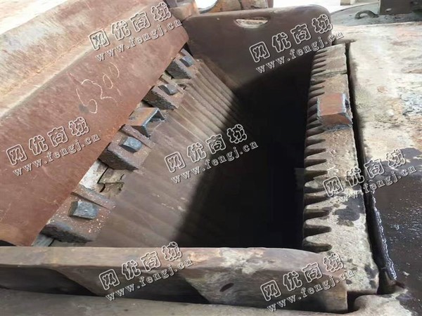 安徽地区250*1000细颚破碎机回收