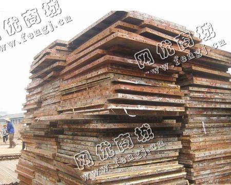 工地桥梁模板高价回收