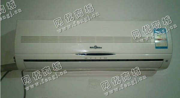 美的1.5P壁挂空调回收