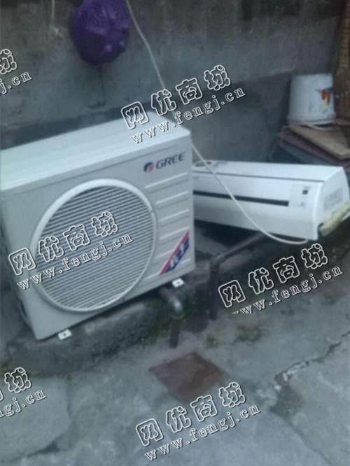 废旧格力1.5P挂壁式空调回收
