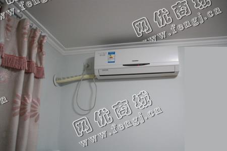天心区金盆岭街道老张格力挂式旧空调回收