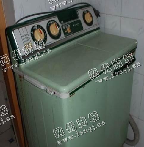 老式报废洗衣机回收