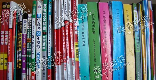 岳麓区西湖街道潭石路老李旧书本回收