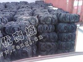 切割好分体的轮胎回收