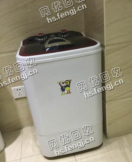 报废半自动单缸洗衣机回收