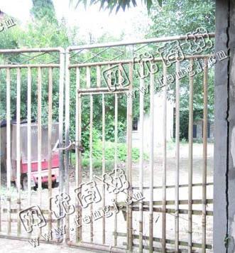 老任废铁门回收