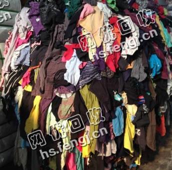 山东聊城地区衣服黑料回收