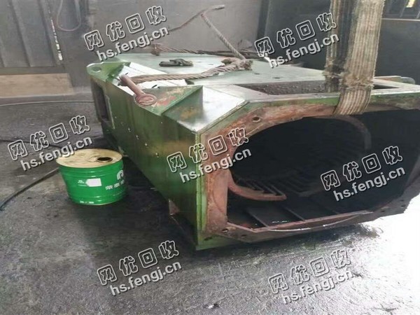 回收Z4-355-32/355KW直流电动机一台