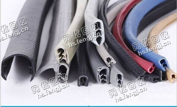 黑色橡胶边角料回收