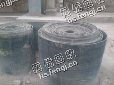 50米长1.2米宽厚度15的尼龙输送带回收