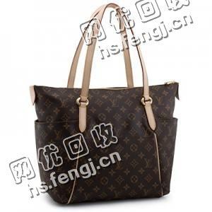 湖北武汉地区旧皮包回收