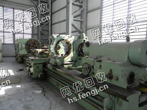 回收一台二手C61125*1500卧式车床