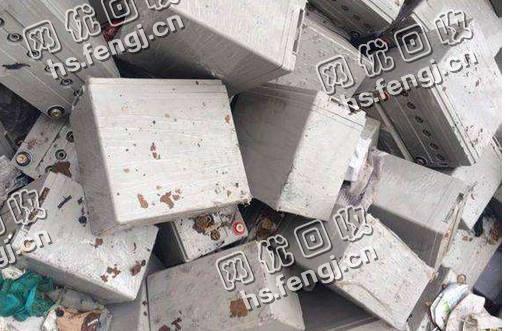 四川成都地区电动车电瓶回收