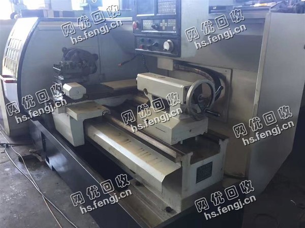 回收一台二手CAK6150数控车床