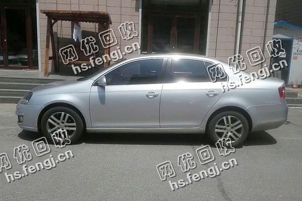 2014款 1.6L 手动舒适型，天窗、灰色大众速腾二手车回收