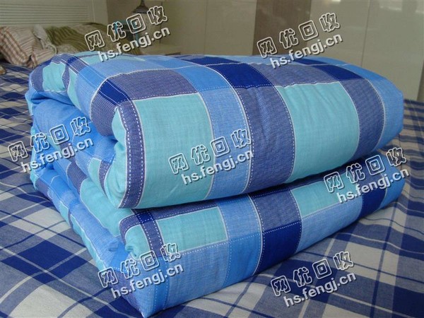 江西赣州地区学生棉被回收