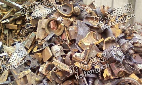 废旧机械生铁回收