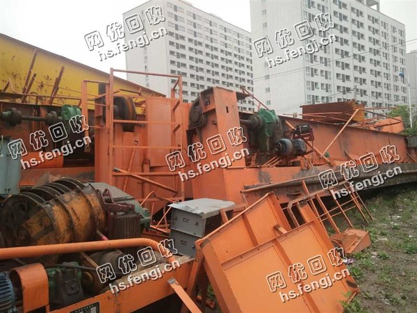 收购一台16吨跨19.5米的双梁起重机