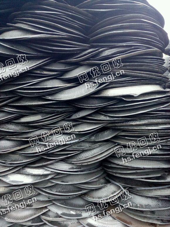 汽车轮胎垫带回收