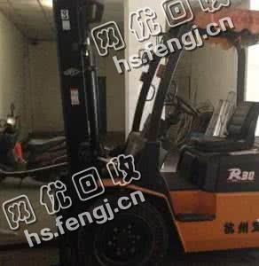 收购一台3吨杭叉