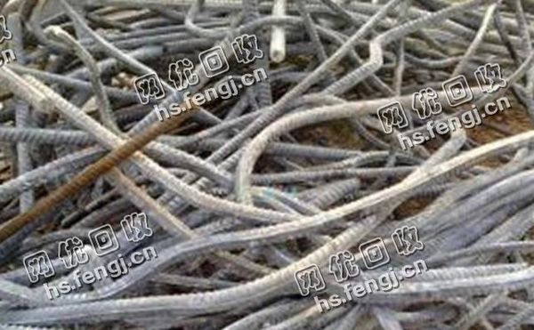 8个粗以上钢筋头回收