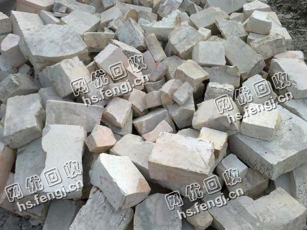 江苏地区刚玉砖回收