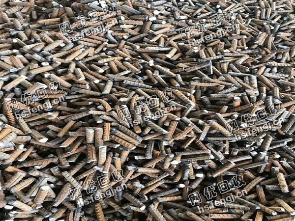 12个粗以上钢筋头回收