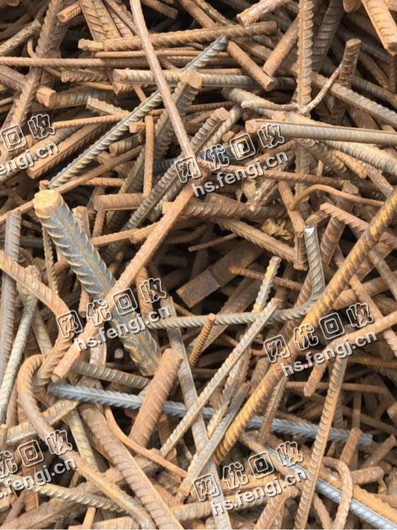 8个粗钢筋头回收