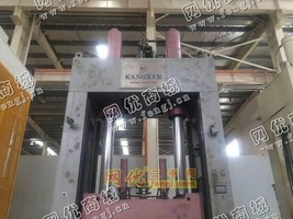 出售350吨合模机