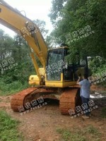 出售一台小松200-7挖掘机