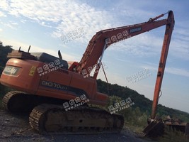 出售一台12年斗山300-7挖掘机