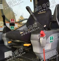 出售一台15年小松200-7挖掘机