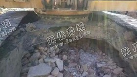 出售一台09年加藤1430挖掘机