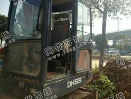 出售一台12年斗山55-7挖掘机