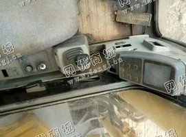 出售一台11年现代215-7挖掘机