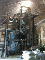 出售3个直径1米的离心机,一个烘干机,一个2效蒸发器,9个反应冷却罐,一个2吨蒸汽锅