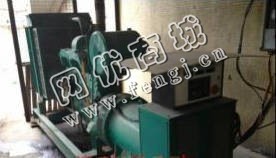 出售2台康明斯进口250kw发电机