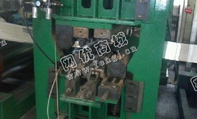 出售一台05年西北机械厂产1450MM拉弯矫直机